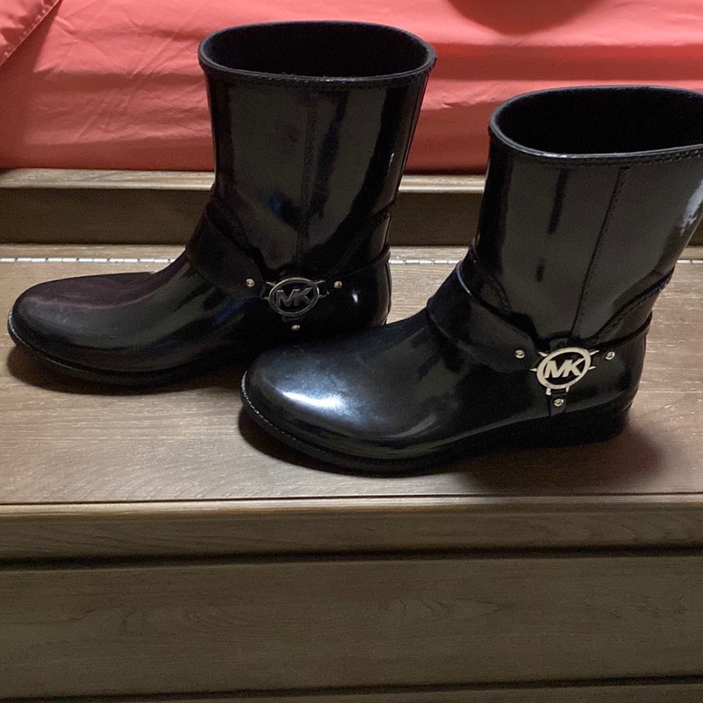 Michael Kors Fulton  Rain Boots
